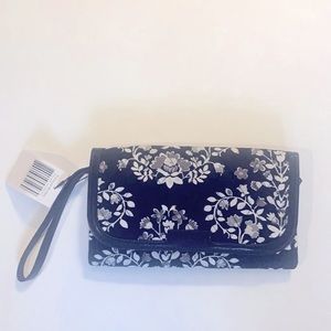 Vera Bradley trimmed with leather wristlet!